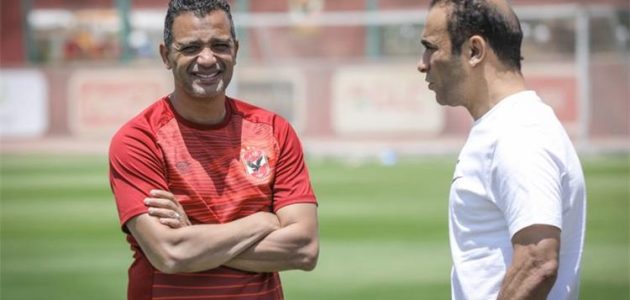 سامي-قمصان-يوضح-سبب-غياب-ثنائي-الأهلي-أمام-سموحة.-ويصرح:-الجمهور-مصدر-الأمان-خلال-مواجهة-الرجاء