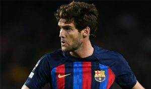 موندو: ماركوس ألونسو يحسم قراره بشأن الرحيل عن برشلونة