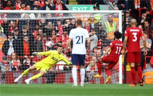 جماهير ليفربول عن إنجاز محمد صلاح أمام توتنهام: تحطيمه للأرقام أصبح أمرًا عاديًا