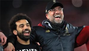 كلوب: إنجازات محمد صلاح لن تُنسى بسبب هالاند.. مو سيواصل تحطيم الأرقام
