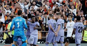 سيبايوس بعد أحداث مباراة ريال مدريد وفالنسيا: فينيسيوس لا يُحترم في جميع ملاعب إسبانيا