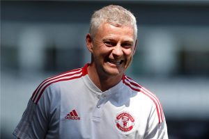 الشيخ جاسم يرحب بعودة سولشاير إلى مانشستر يونايتد