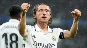 رسميًا.. ريال مدريد يُعلن تجديد عقد لوكا مودريتش